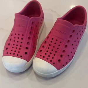 Native Fuchsia Slip-On Sneakers